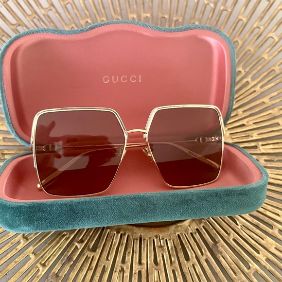 Gucci Sunglasses - Picture 1 of 4